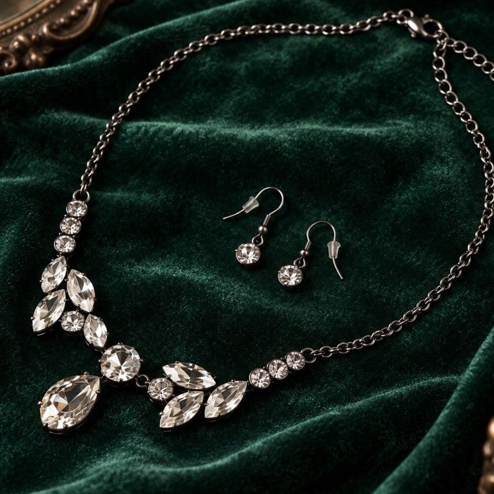 Clear Rhinestone Bib Necklace & Drop Earrings Set Gunmetal Statement Jewelry